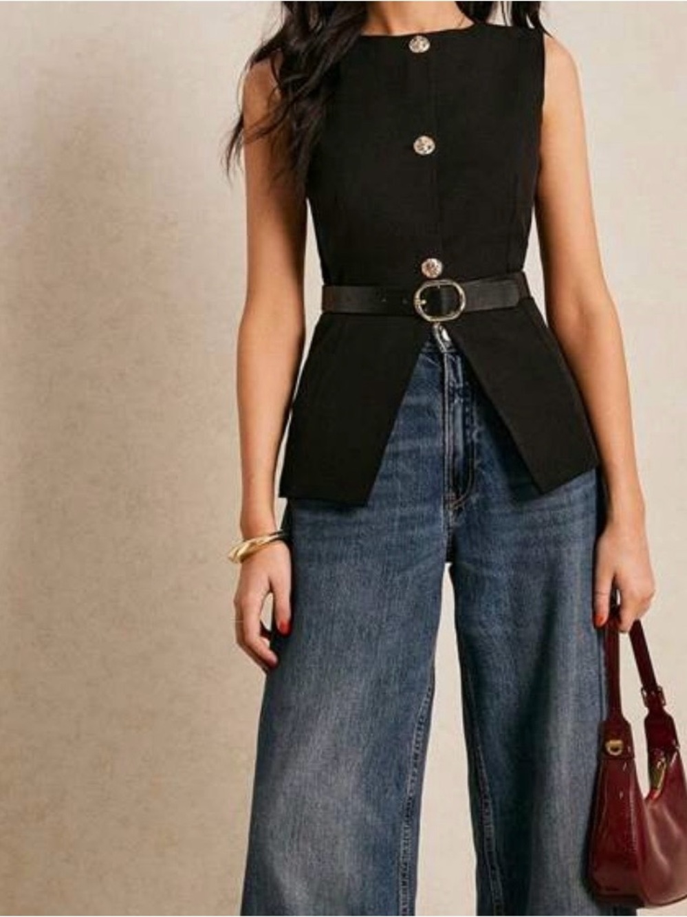 Black Sleeveless Buttoned Tailored Vest